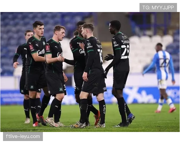 德甲新赛季阵容大换血，黑马球队或将强势崛起