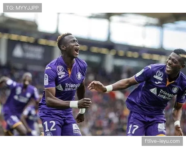 图卢兹队新赛季揭幕战强势取胜，开门红提振士气