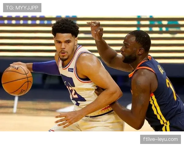 特里皮尔从边路传中手到球队领袖的角色跃迁分析 特里皮尔从边路传中手到球队领袖的角色跃迁分析