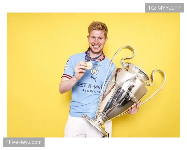 德布劳内是否历史第一中场:组织能力与时代适配性分析 德布劳内是否历史第一中场:组织能力与时代适配性分析